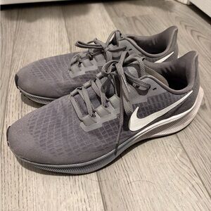 Nike Zoom Pegasus 37